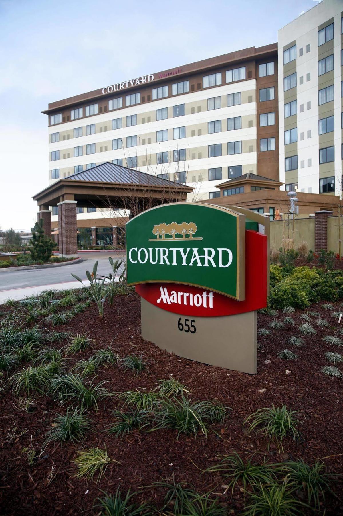 Courtyard By Marriott San Jose Campbell Hotel Exterior photo